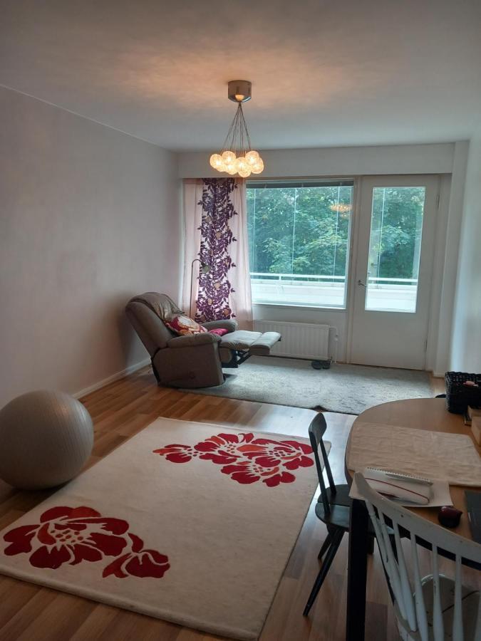 Puotilan Rose Apartment Helsinki Exterior photo
